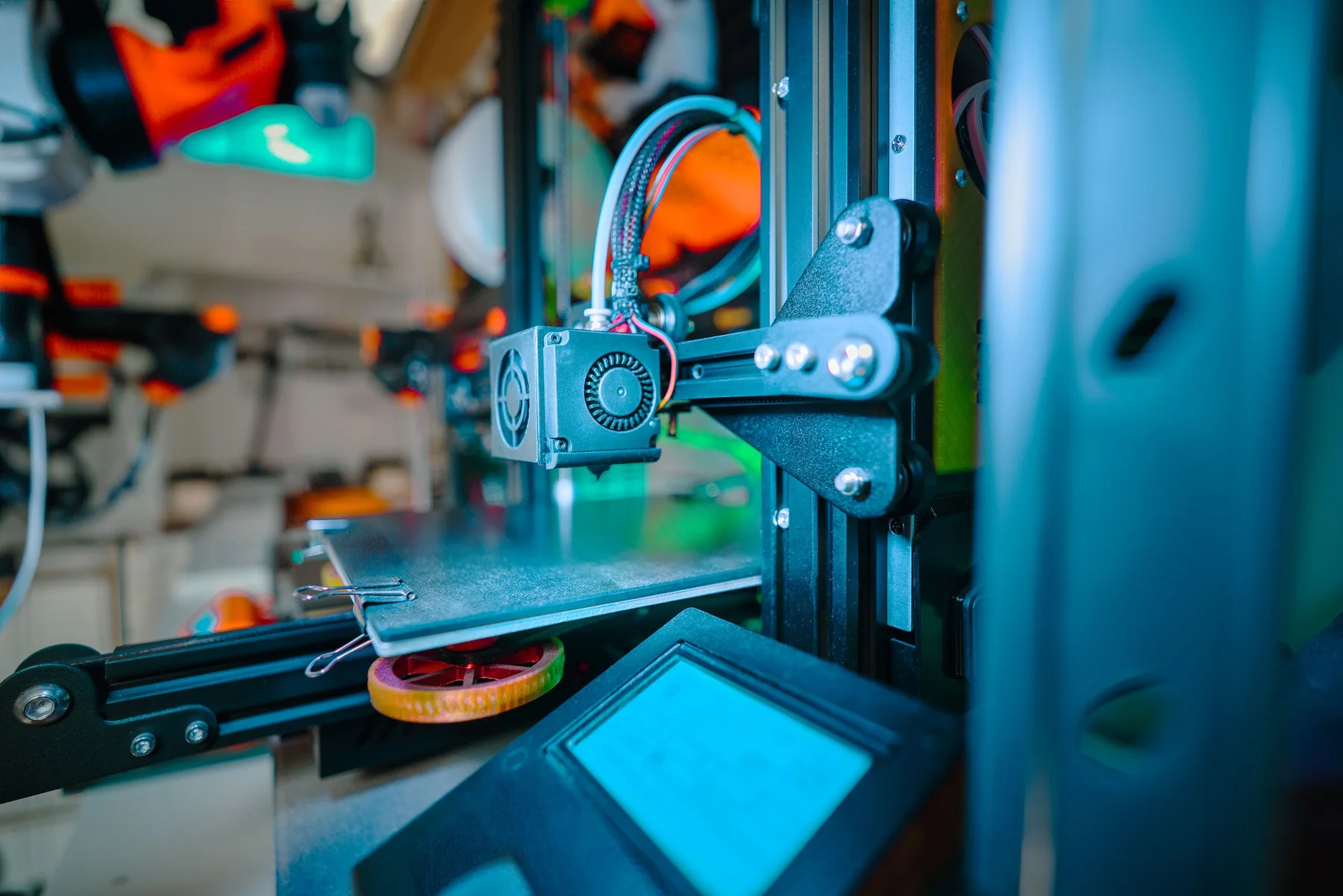 3Dプリンターによるモデル製作。工程の参考写真。